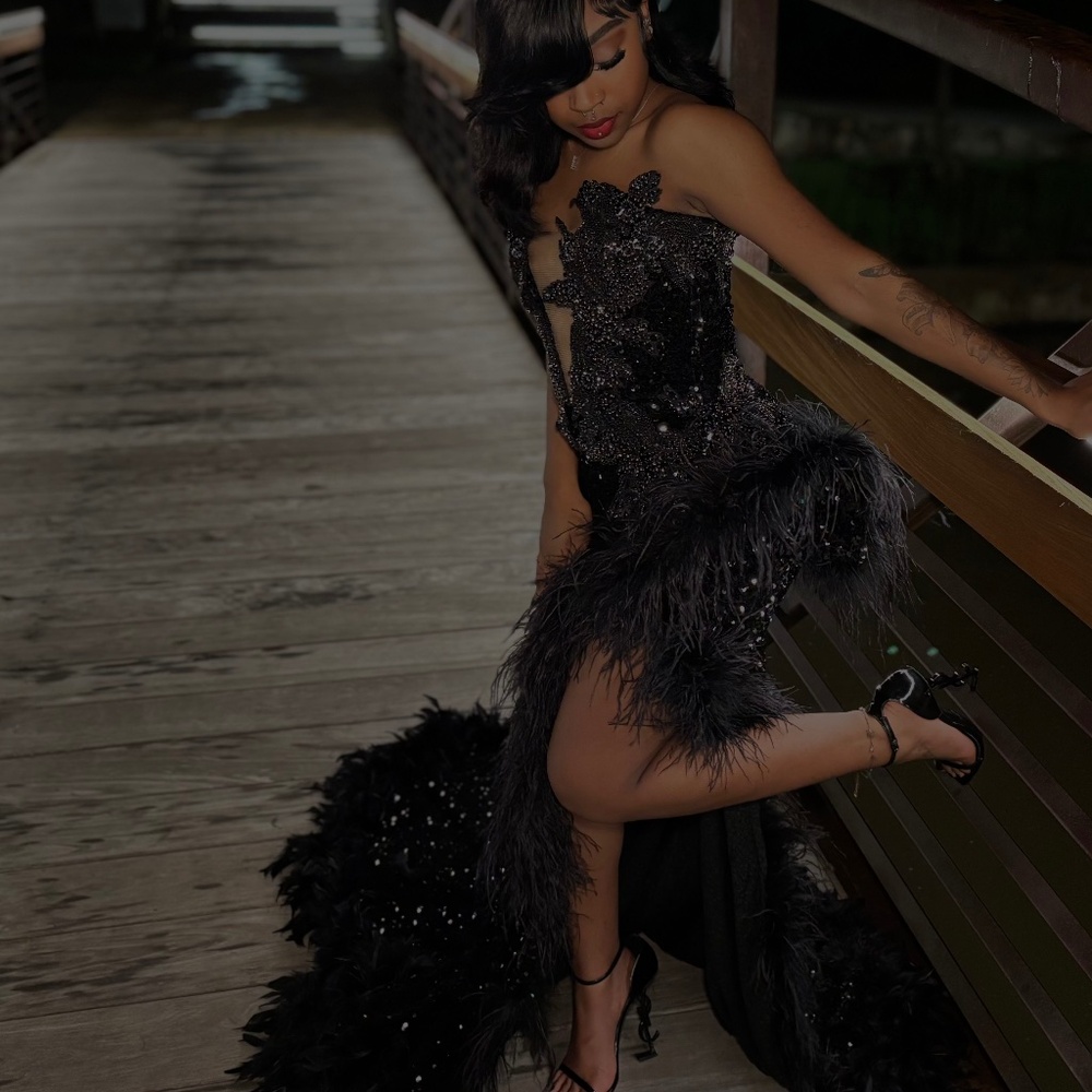 black custom promndress